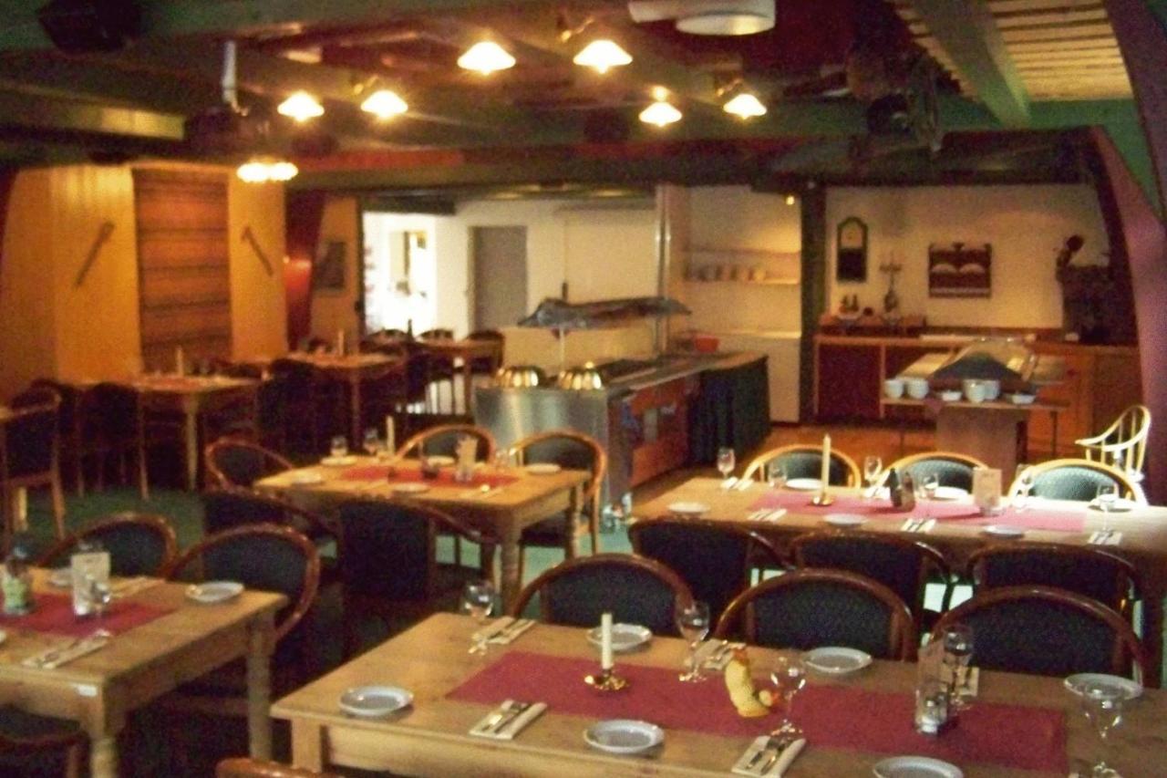 Froland Hostel Froland Verk Екстер'єр фото